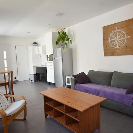Grand Studio Independant Avec Jardin 古桑维尔 外观 照片